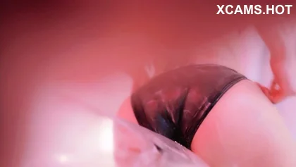 kbj26060271_yomimi1_20260421 đỉnh của chóp